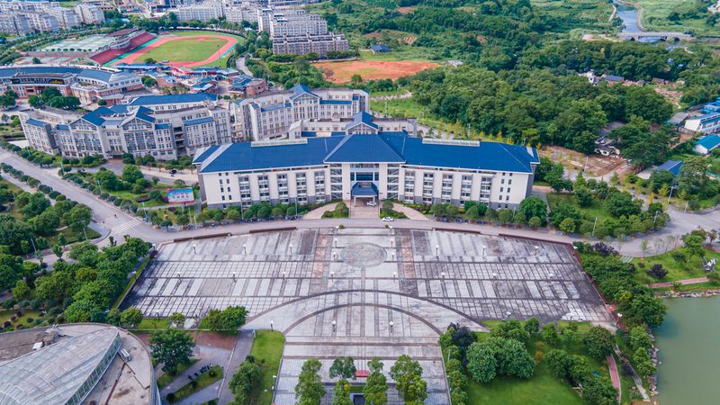 芯片批发报价平台：如何选择合适的代理条件**