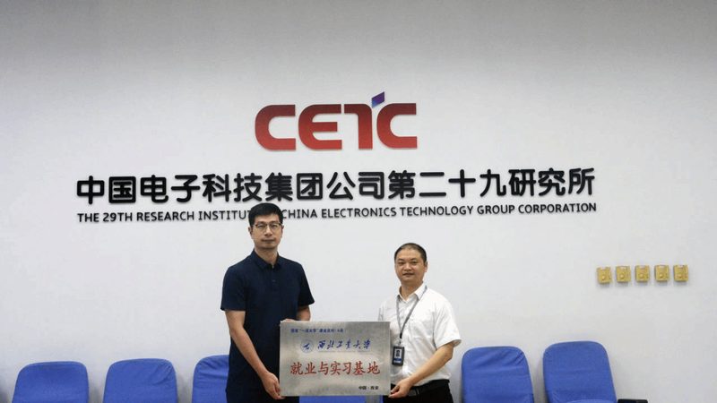 超级电容放电电流计算：关键参数与实际应用